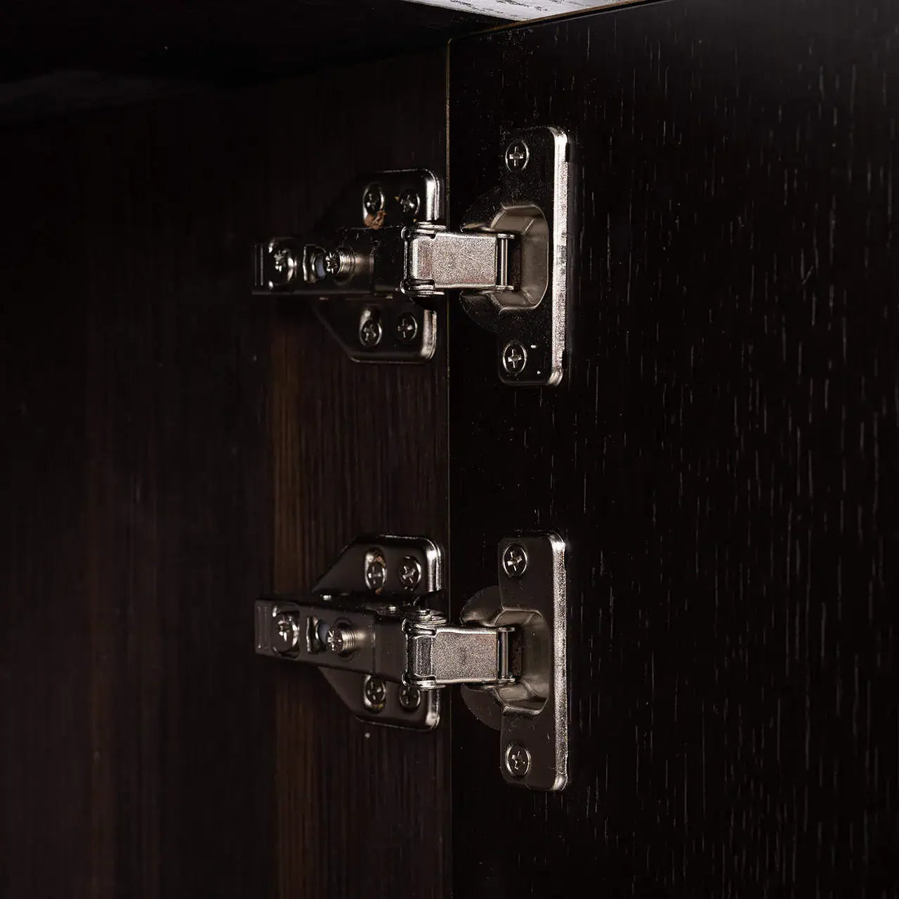 Kumode Dax 4-durvju Richmond Interiors 80/220/45 cm ogles krāsā - N1 Home