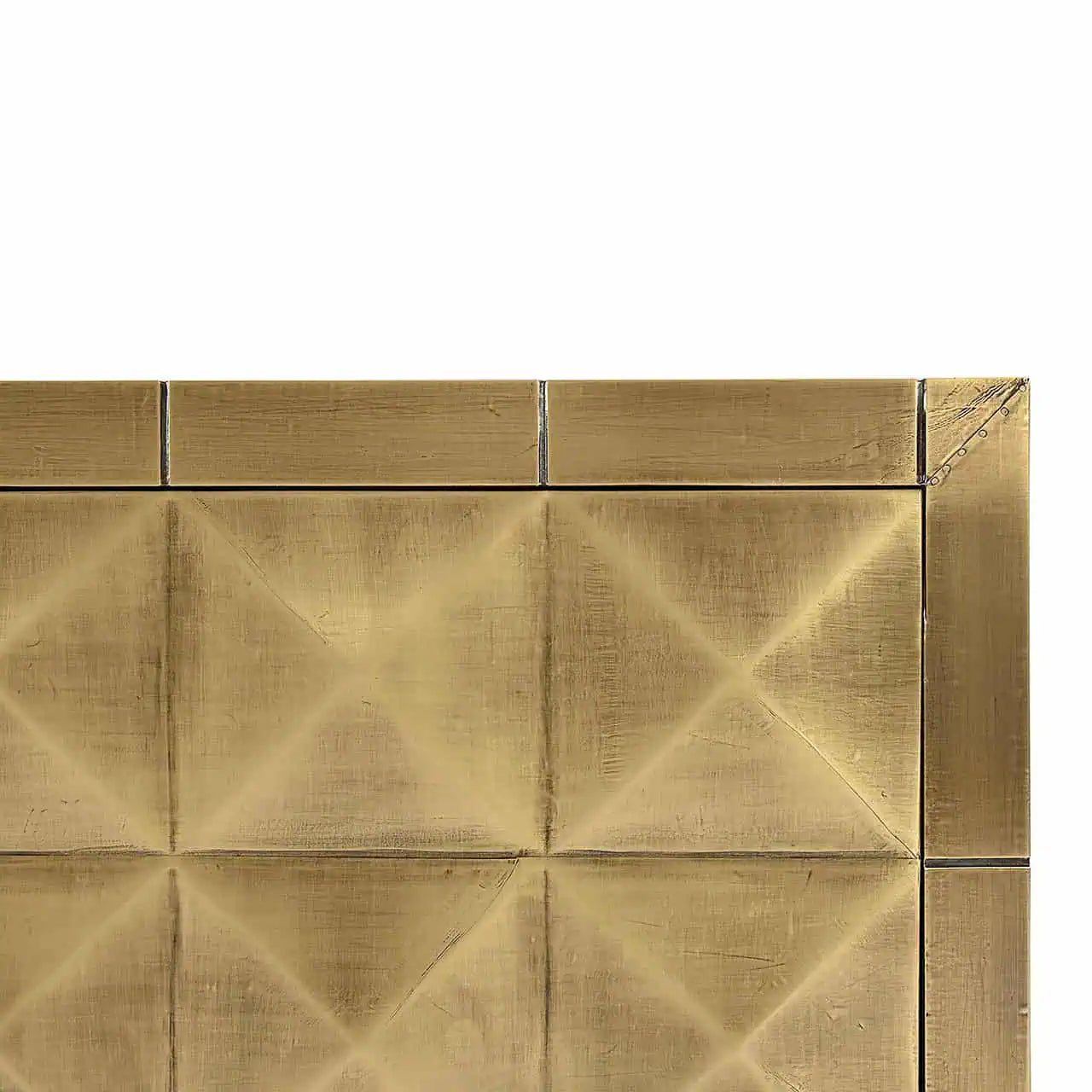 TV skapis Collada 4-durvju Richmond Interiors 50/22/40 cm birstēts zelts - N1 Home