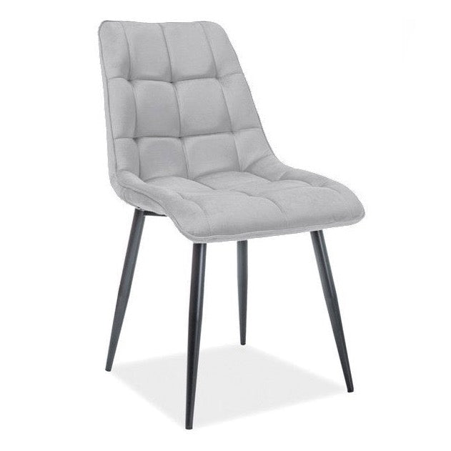 KRĒSLS CHIC MATĒTS SAMTS 85 MELNS RĀMIS / PELĒKS