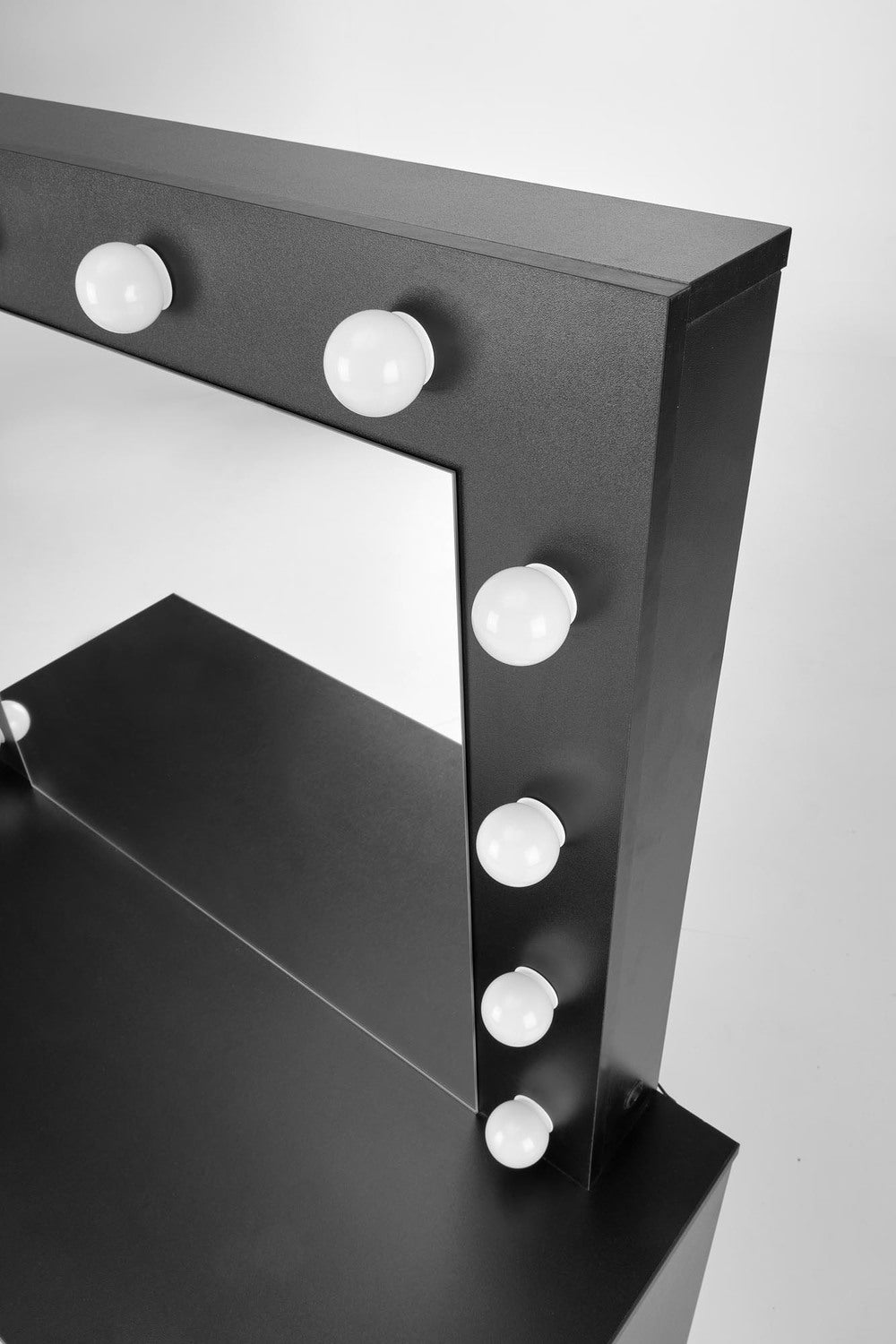 HLL melna konsole ar gaismu 94/43/140 cm - N1 Home