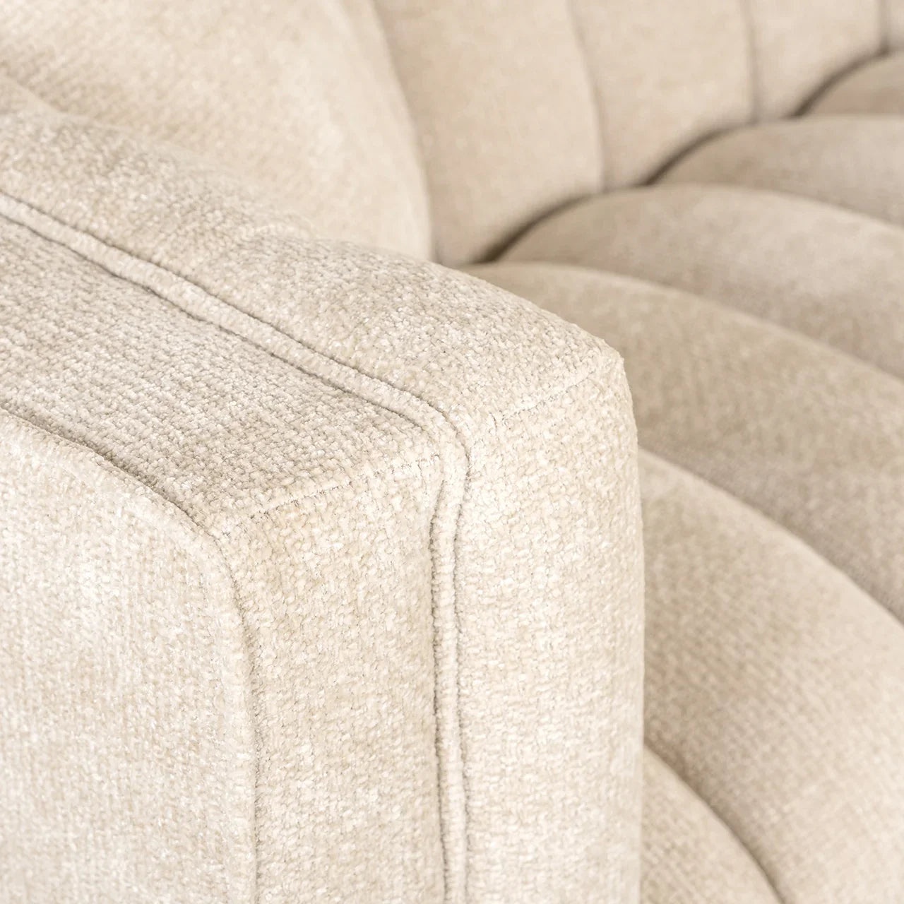 Диван Beauchamp Richmond Interiors 77/210/91 см бежевый