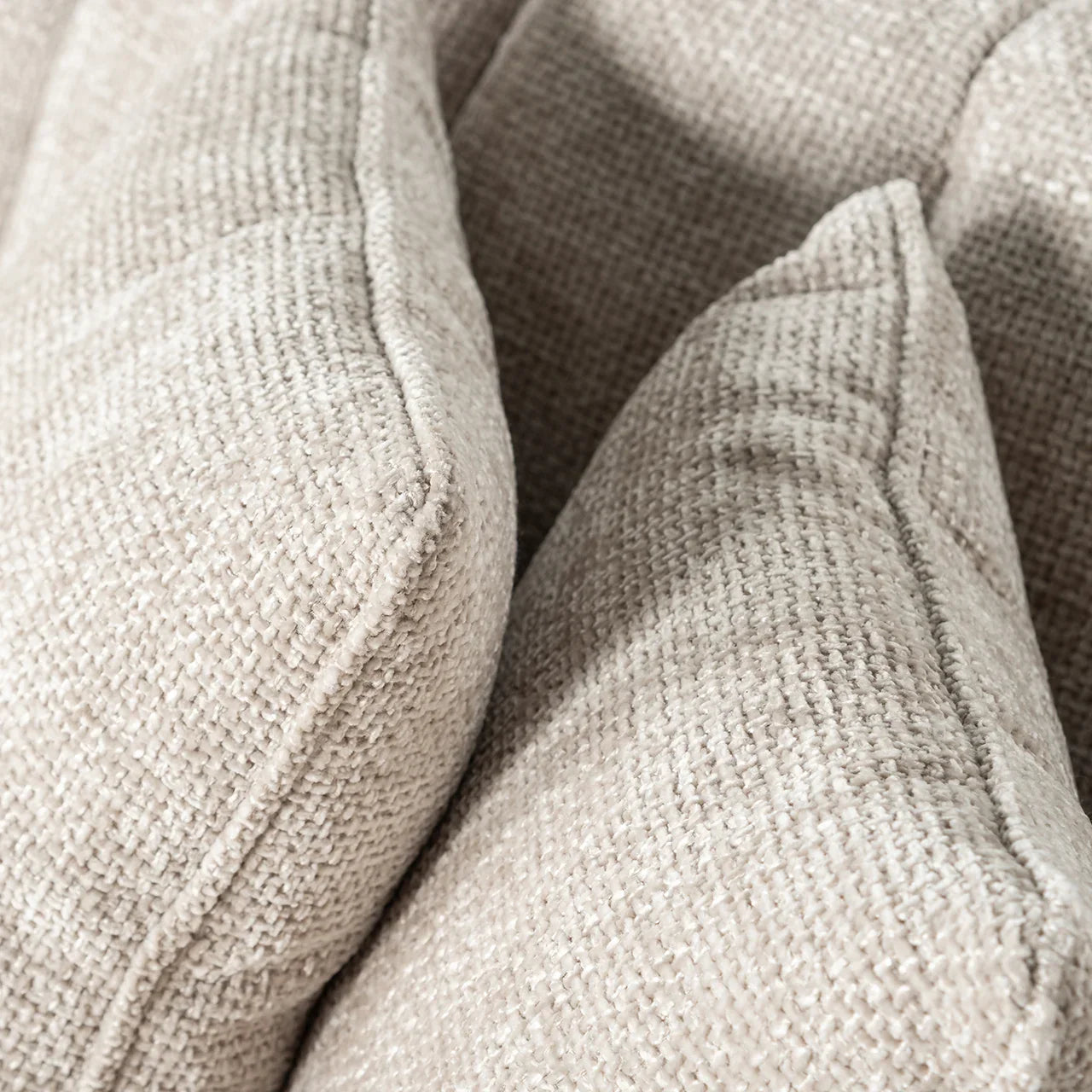 Диван Beauchamp Richmond Interiors 77/255/91 см бежевый